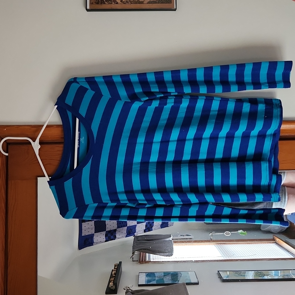 Eddie Bauer long-sleeve shirt, size medium. Dark and light blue stripes.